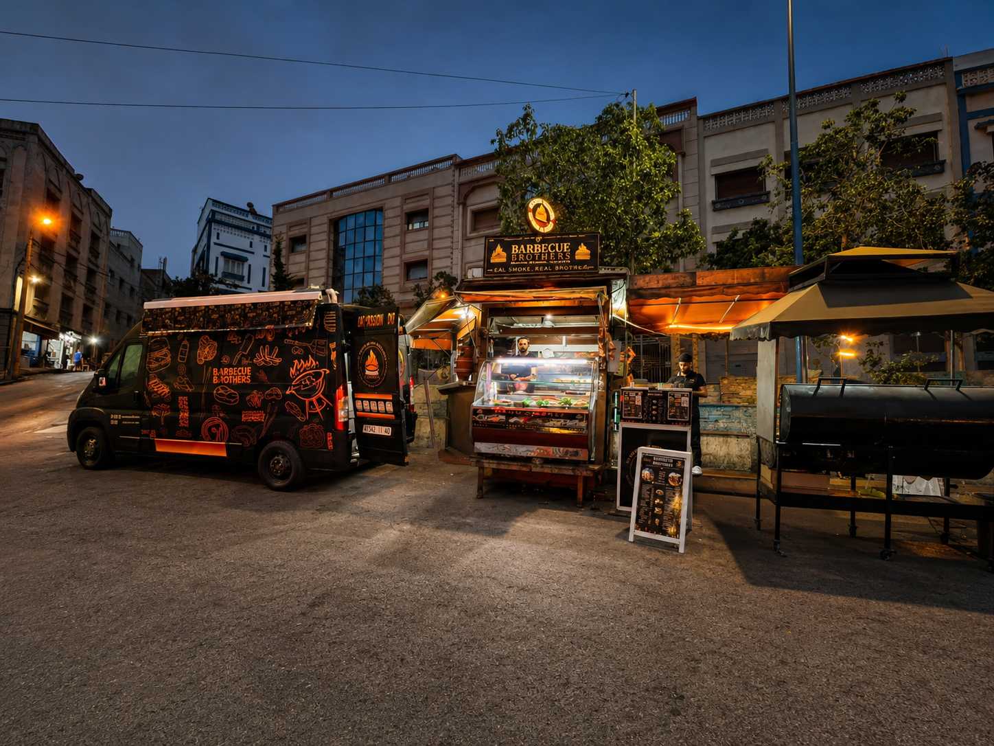 Notre kiosque et food truck, prêts à vous servir sur Avenue Sidi Abid, Al Hoceïma.